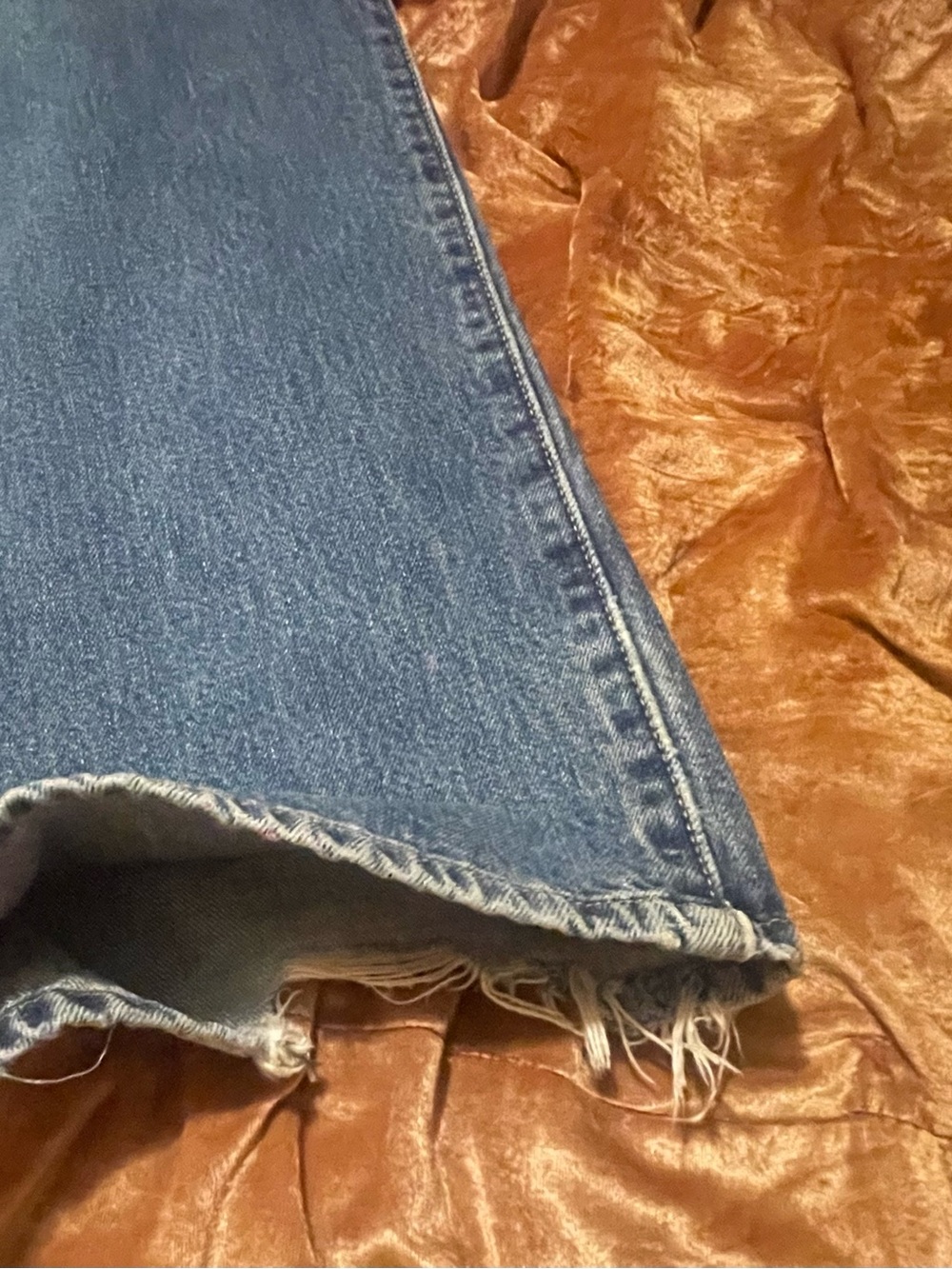 Vintage 90’s Levi's 501 Medium Blue Straight-Leg Denim Button Fly Jeans 36x3 - Picture 13 of 16